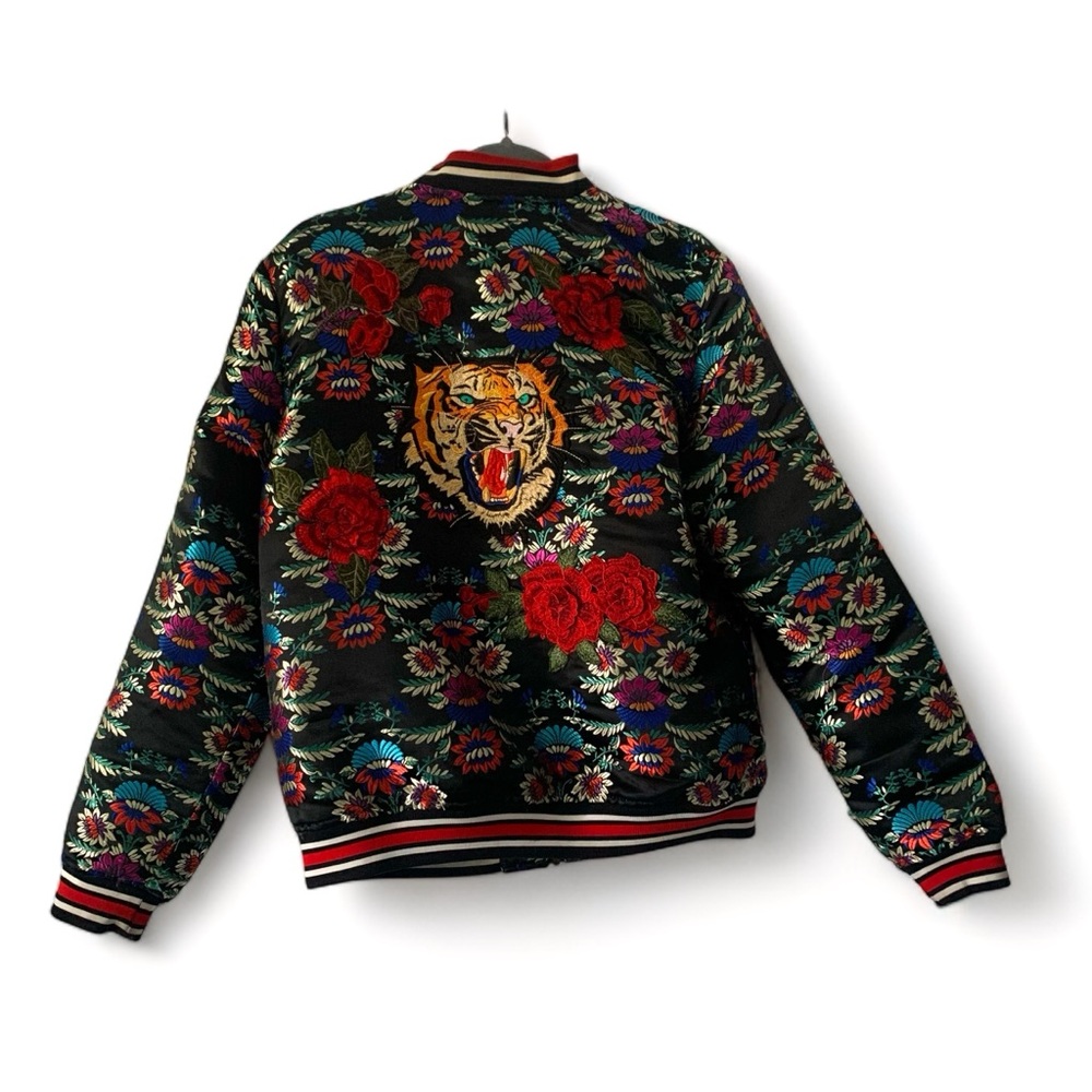 Topman Men’s floral satin bomber jacket with tiger size US 40/UK 40/EU 101 CM